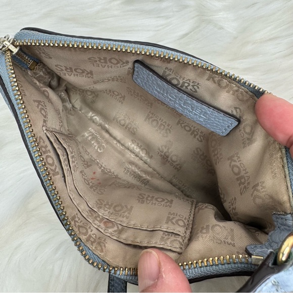MICHAEL Michael Kors Jet Set Small Leather Wristlet Light Blue - Picture 4 of 5